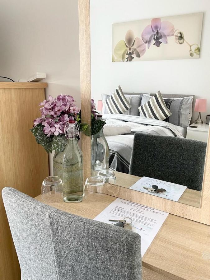 Manchester Escape - Private Room & Bathroom Near Etihad And Coop Arena - Free Secure Parking Kültér fotó